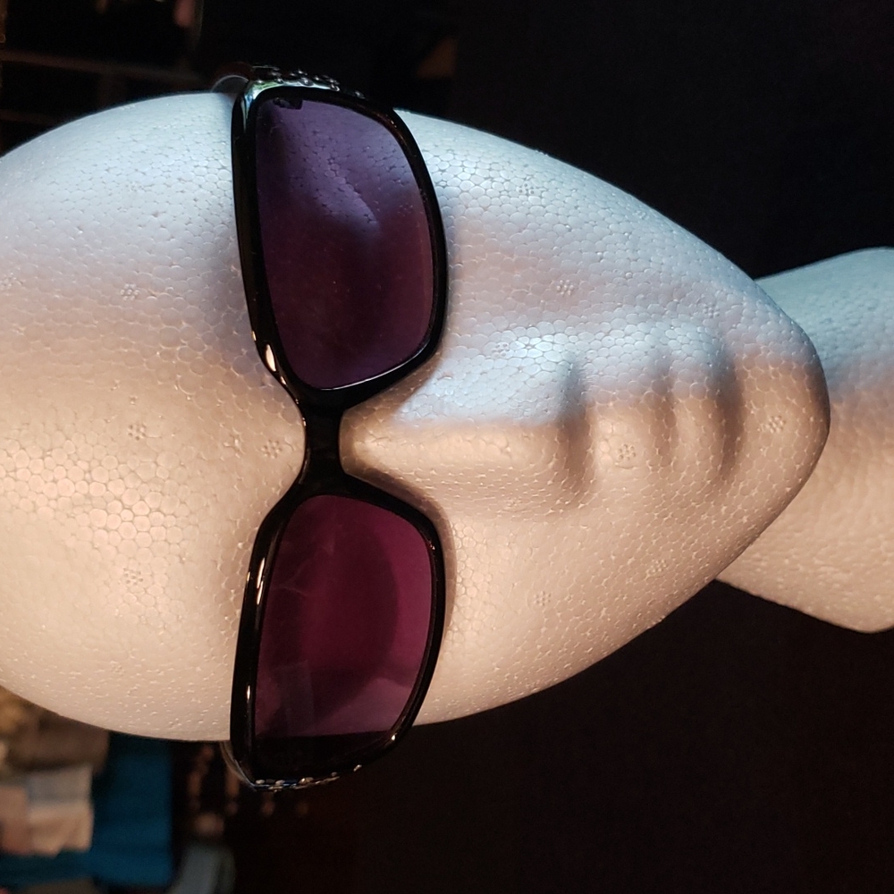 Black sunglasses